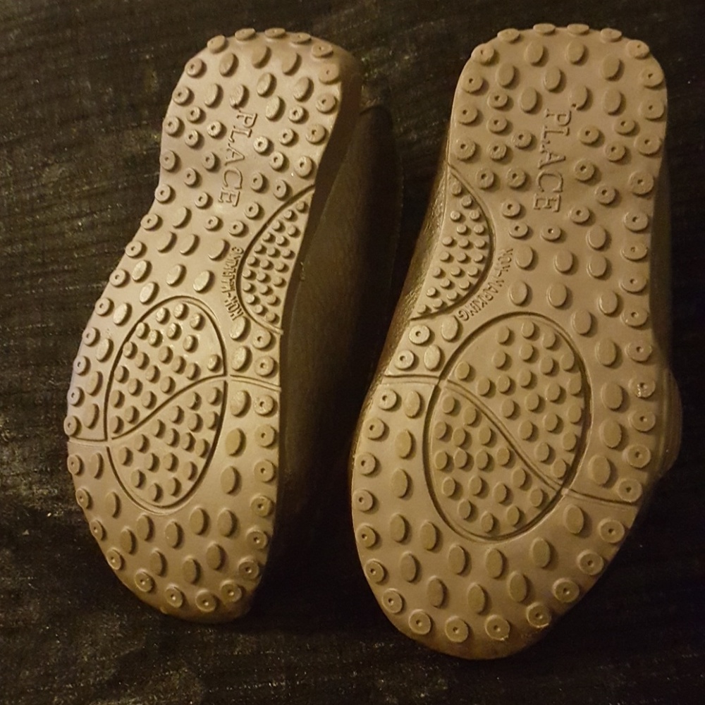 Shoes - Picture 2 of 2